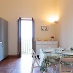 Live & Dream Stromboli - Trilocale 2 Piano Appartement Scilla