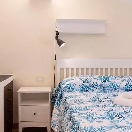 Live & Dream Stromboli - Trilocale 2 Piano شقة