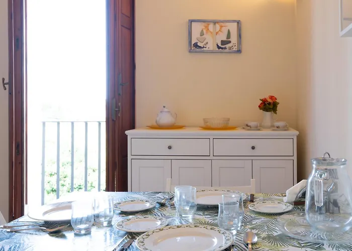 Live & Dream Stromboli - Trilocale 2 Piano 希拉